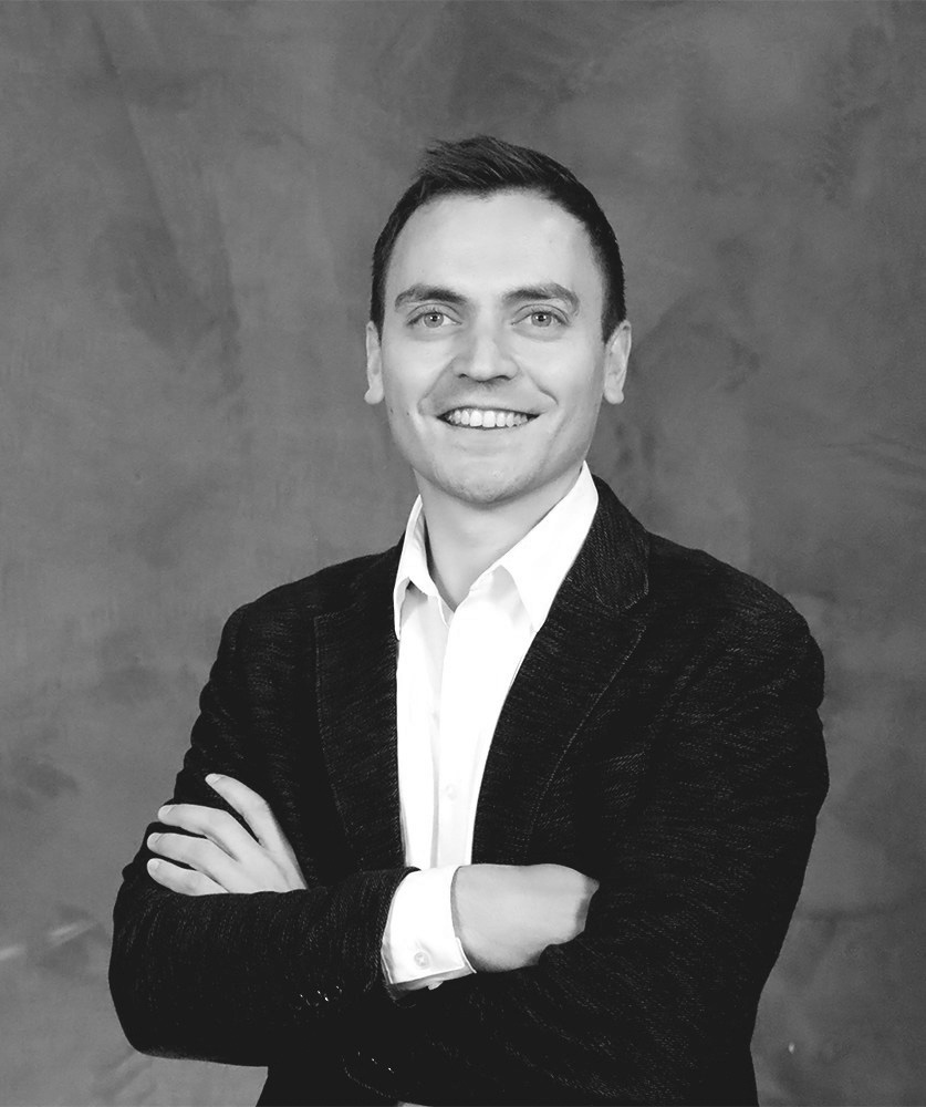 Tim_Srock_Mendix greyscale